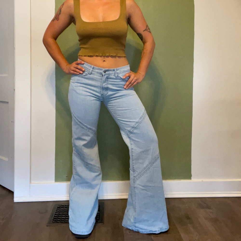 American Chic flare jeans